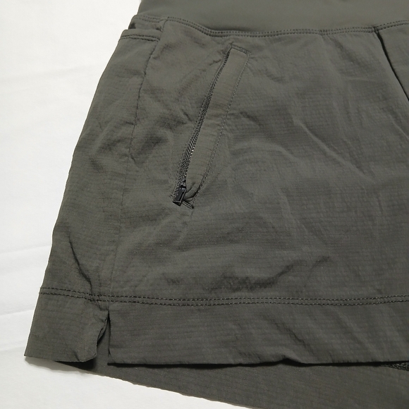 Athleta Women's Dark Gray Shorts - Picture 2 of 10
